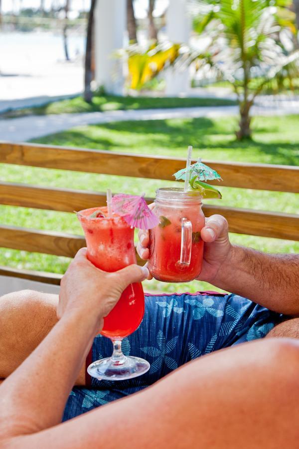 Banyan Bay Suites 圣佩德罗 外观 照片